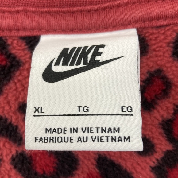 Nike Red Leopard Print Sweatshirt sz XL - Picture 8 of 12